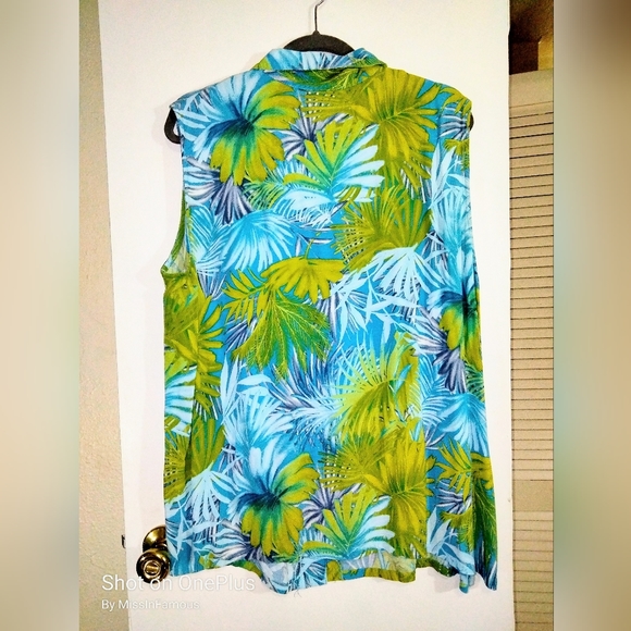Clio ll Fern Print Button Down Sleeveless Blouse. Beautiful Print size 2X - Picture 6 of 6